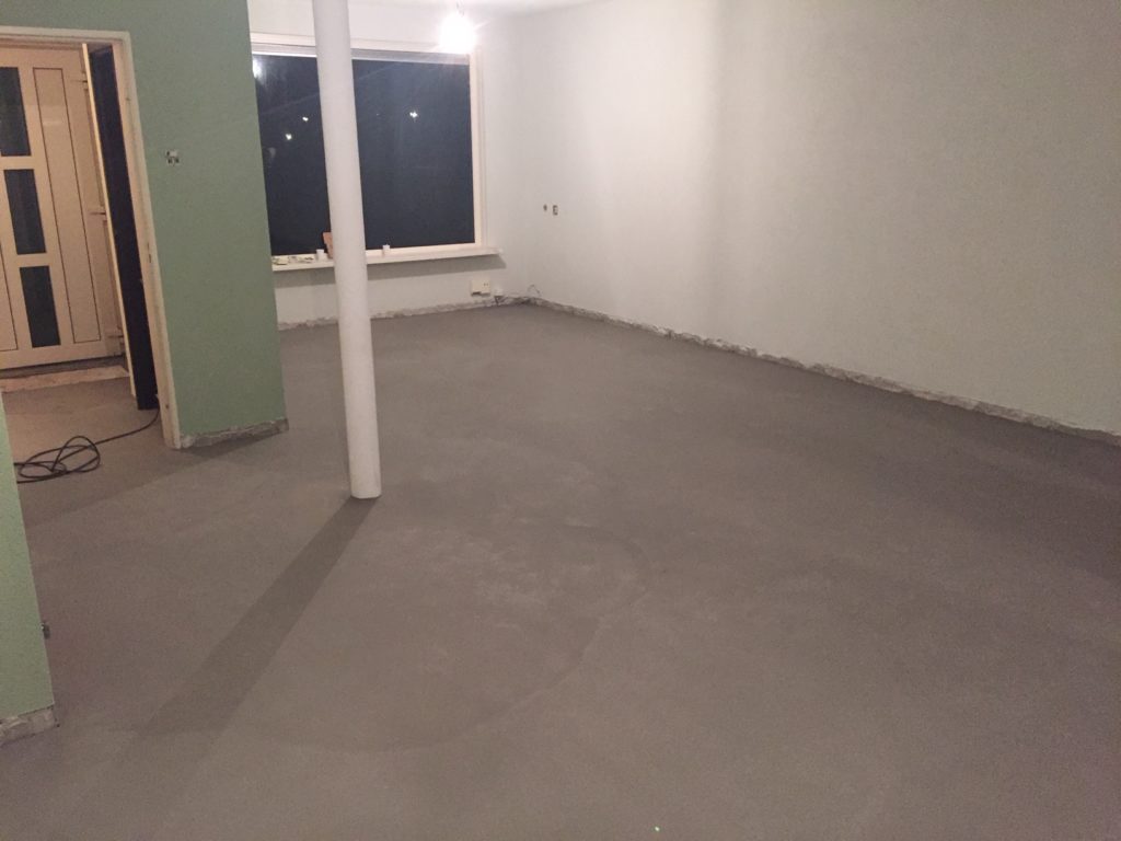 vloer geegaliseerd