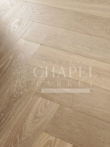 Origineel Chapel Parket In Between 17th Century Smoked White 20x180mm 01