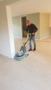 egaliseren vloer professioneel 01